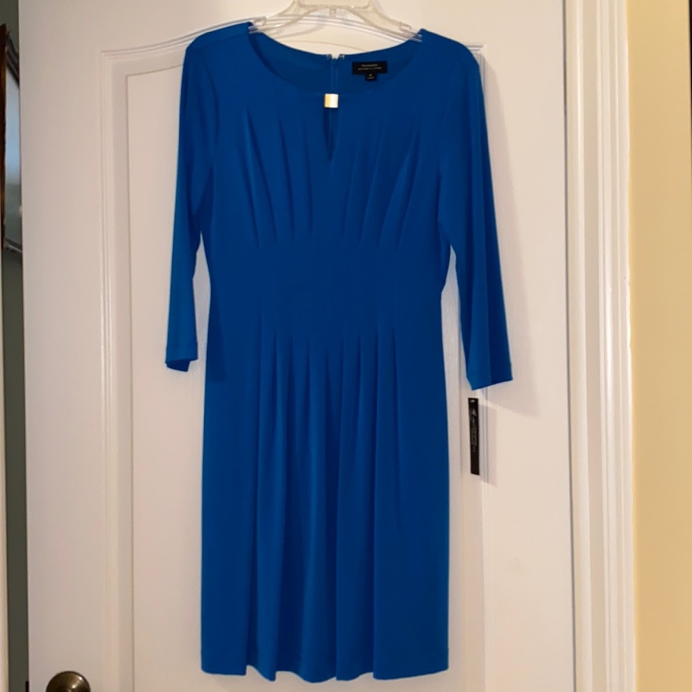 Tahari Arthur Levine blue dress size 8 NWT